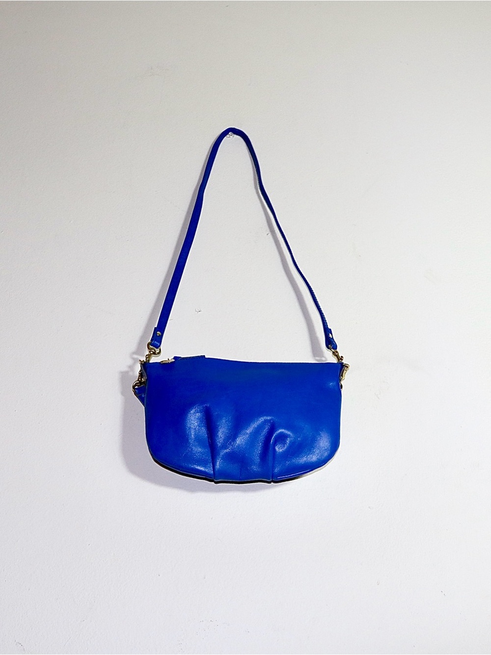 Clare V. Petit Moyen Messenger Bag in Royal Blue - Picture 4 of 13